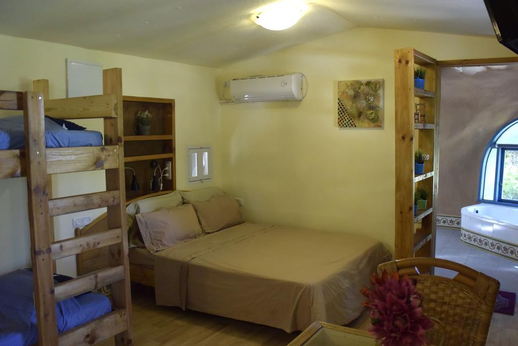Bed and Breakfast Dutch Farm Israel Sede Zevi Exterior foto